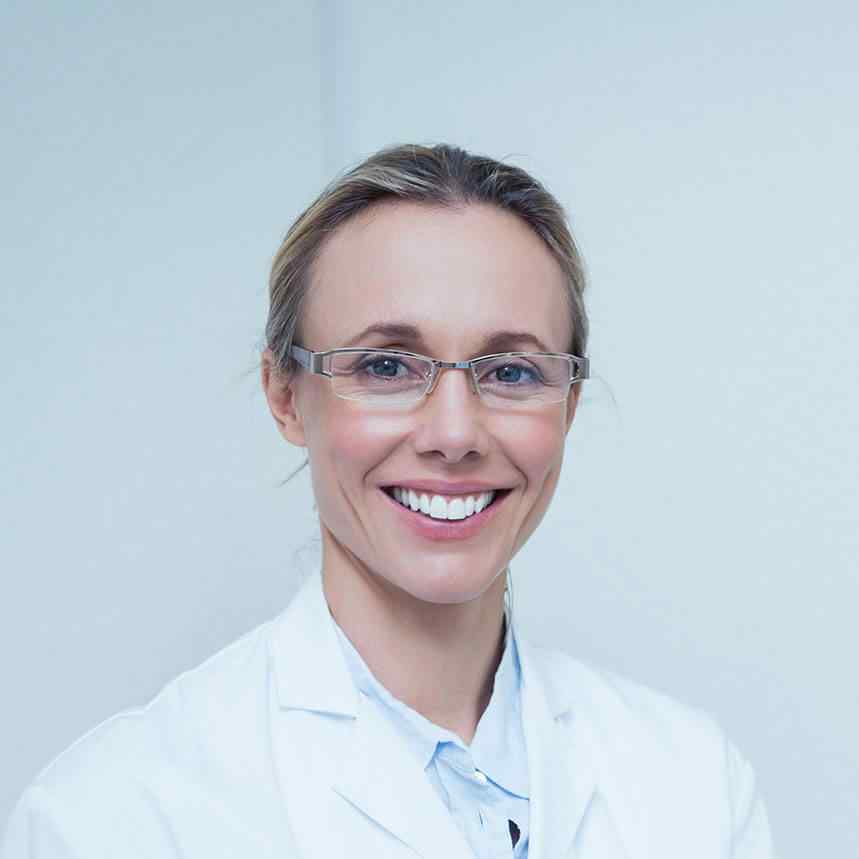 https://www.amexus.org/wp-content/uploads/2020/02/doctor-02.jpg